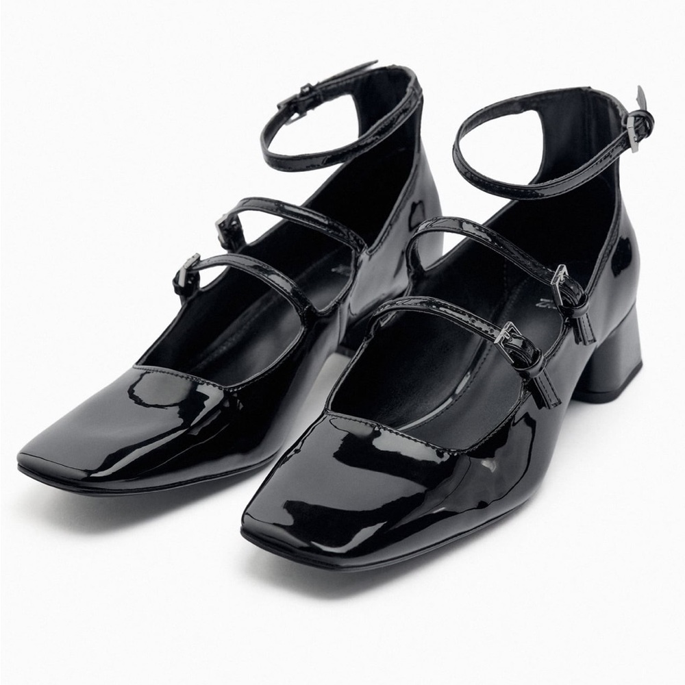 NWT Zara Strappy Block Heel Black Patent Shoes